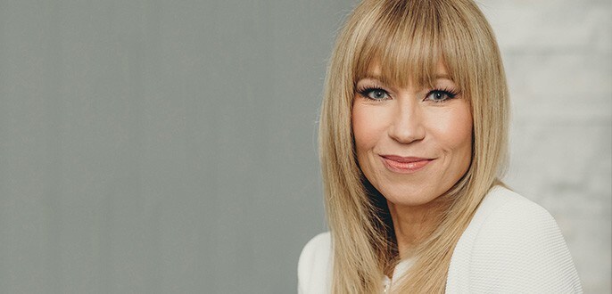 headshot of Kelley Keehn