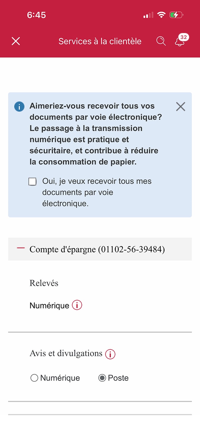 Écran 5 de la démonstration : Onglet « Transmission de documents » à la page Services à la clientèle. Une animation dynamique met en évidence la case à cocher « Oui, je veux recevoir tous mes documents par voie électronique ».